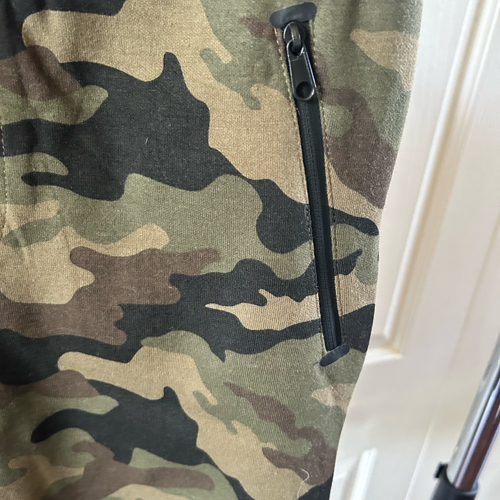 Wayside Boys Camo Shorts - Picture 5 of 7